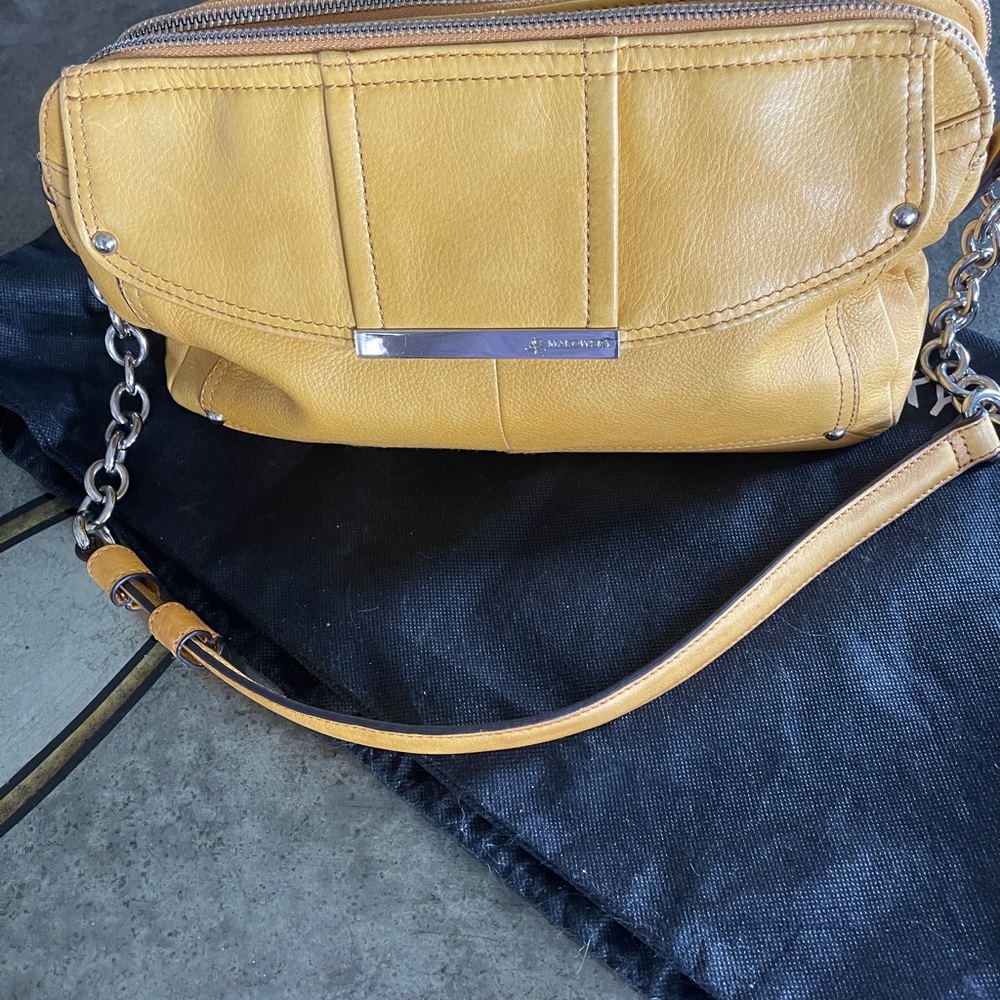 B. Makowsky Leather Shoulder Hobo Bag
